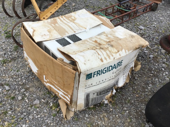 UNUSED WINDOW AIR CONDITIONER UNIT