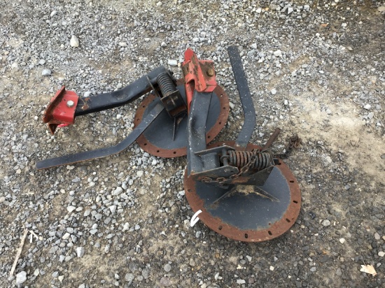 ROUND BALER GATHERING WHEELS - BOTH ONE PRICE