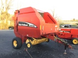 BR780 NEW HOLLAND ROUND BALER