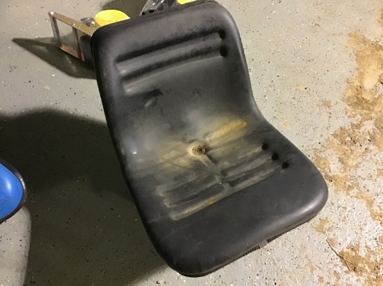 USED BLACK TRACTOR SEAT