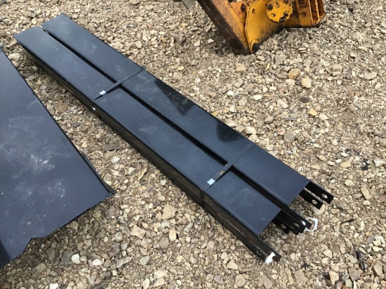 SET OF PALLET FORK EXTENSIONS
