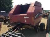 BR780 NEW HOLLAND ROUND BALER