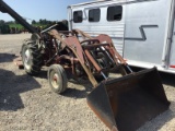 600 FORD TRACTOR W/ LOADER AND 5FT BUSHOG