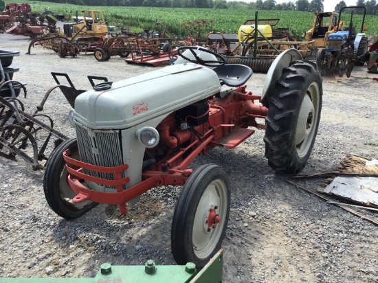 8N FORD TRACTOR