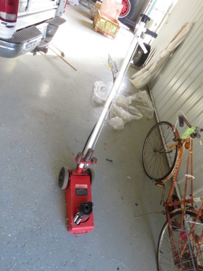 HYDRAULIC JACK