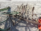 2 ROW CULTIVATOR