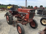 274 IH TRACTOR W/CULTIVATORS & 3PT