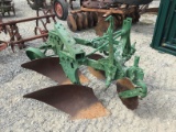 2 BOTTOM JD PLOW