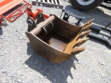 30'' EXCAVATOR BUCKET