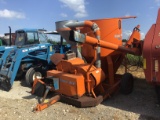 950 BEARCAT FEED GRINDER - AUGER TOOK OFF FOR TRANSPORT