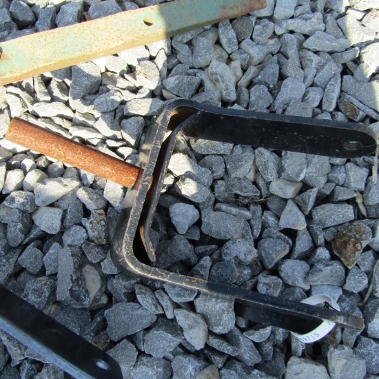 FINISH MOWER WHEEL FORK