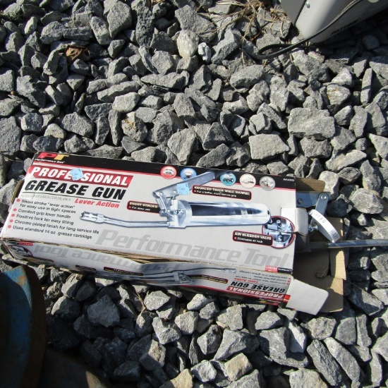 GREASE GUN