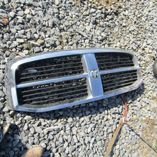 DODGE GRILLE
