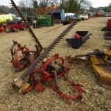 451 NEW HOLLAND SICKLE MOWER (NEEDS WORK)