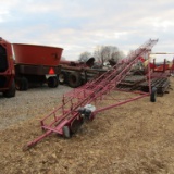 40FT TRANSPORT HAY ELEVATOR W/ GAS ENGINE