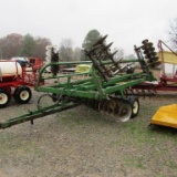 20FT JOHN DEERE FOLD-UP DISK