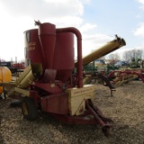 355 NEW HOLLAND FEED MIXER