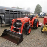 L3130 KUBOTA TRACTOR W/ LOADER - VERY NICE