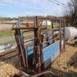 CATTLE CHUTE