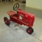 400 FARMALL PEDAL TRACTOR
