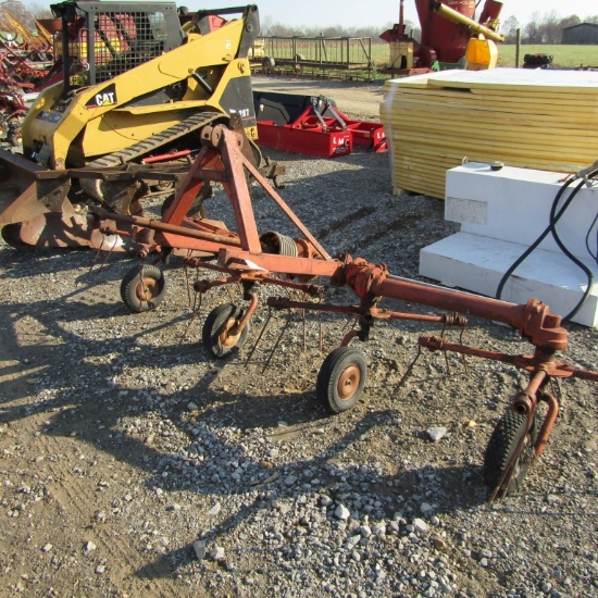 4 BASKET WALTON HAY TEDDER