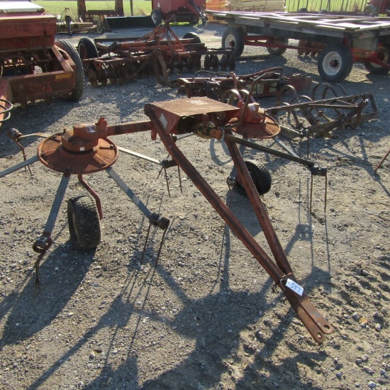 2 BASKET AGRIS HAY TEDDER