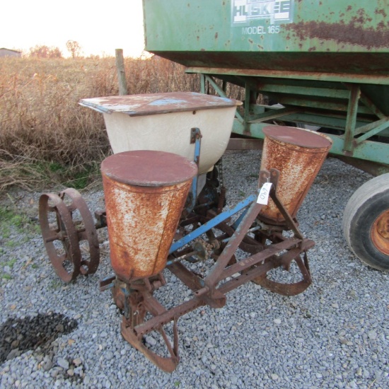 309 FORD CORN PLANTER