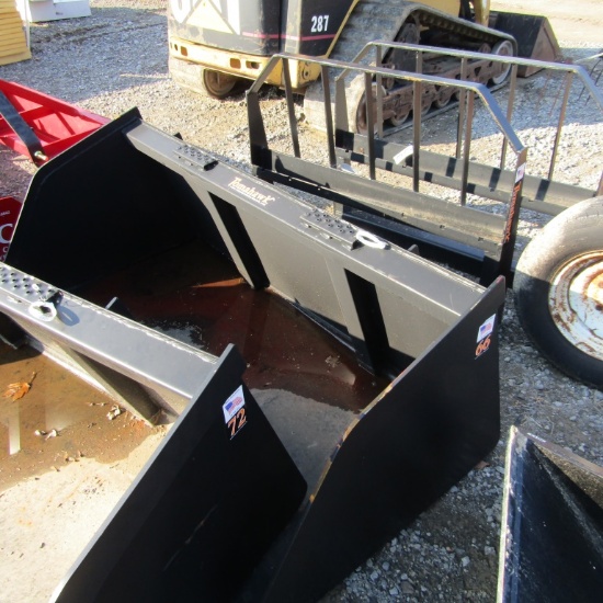 NEW 66'' TOMAHAWK QT HY-CAPACITY BUCKET