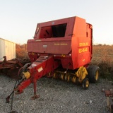 644 NEW HOLLAND ROUND BALER