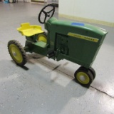 20 JOHN DEERE PEDAL TRACTOR