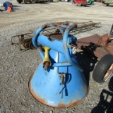 BLUE FERTILIZE SPREADER