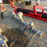 NEW 3PT DOUBLE BALE SPEAR
