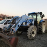 TS125A NEW HOLLAND TRACTOR W/ CAB AND LOADER
