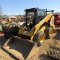 262D CATERPILLAR SKID STEER