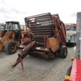 850 NEW HOLLAND ROUND BALER