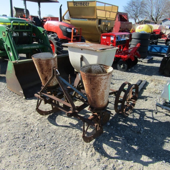 309 FORD CORN PLANTER