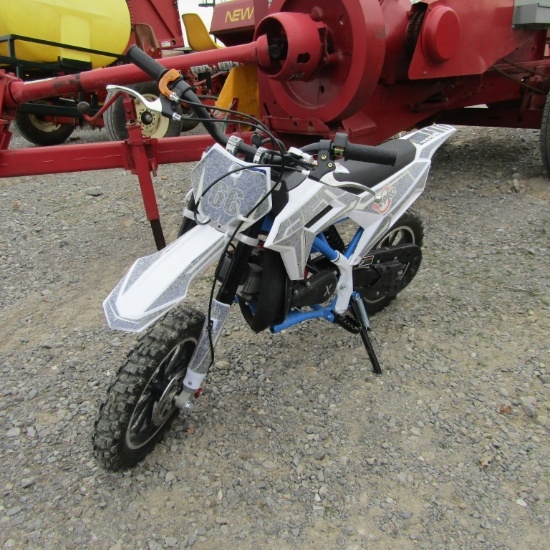 NEW 50CC KID DIRT BIKE 2-STROKE