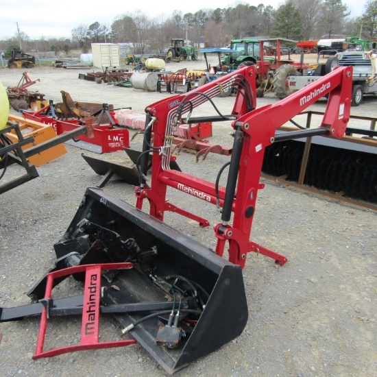UNUSED 2645L MAHINDRA LOADER W/ BRACKETS
