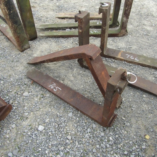 PAIR OF FORKS