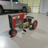 MASSEY FERGUSON PEDAL TRACTOR