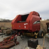 BR780 NEW HOLLAND ROUND BALER