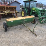 8FT JOHN DEERE LIME SPREADER