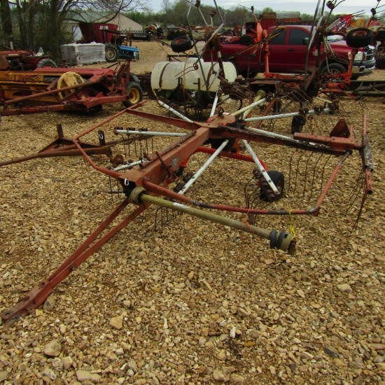 KUHN ROTARY RAKE