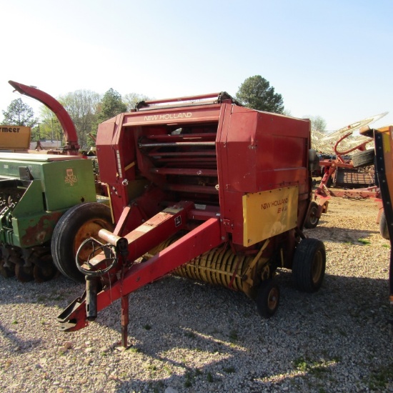 848 NEW HOLLAND ROUND BALER