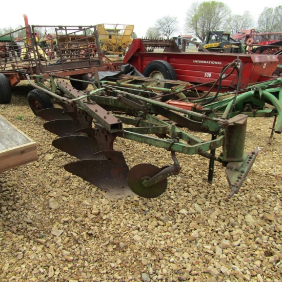 4X JD PLOW