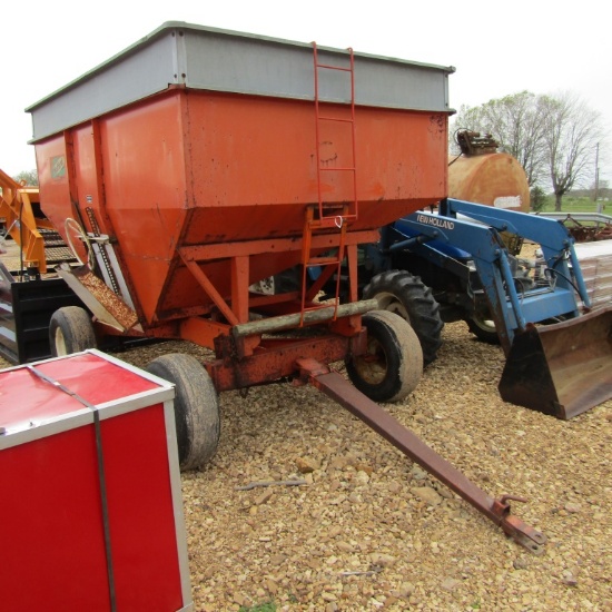 BRADFORD GRAVITY WAGON