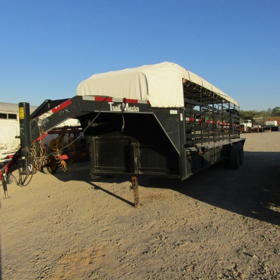 2010 MODEL 24FT TRAIL MASTER GOOSENECK STOCK TRAILER - NO TITLE