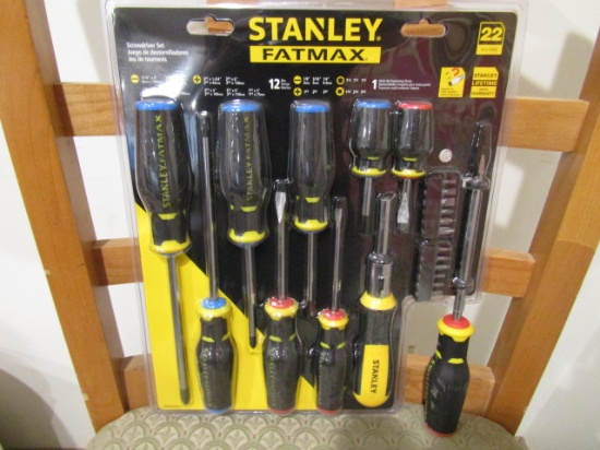 22 PC STANLEY SCREW DRIVER SET