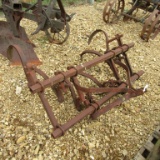 1 ROW CULTIVATOR
