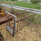 HOG FARROWING CRATE